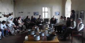 ne-intereseaza-ce-aveti-de-spus-povesti-cu-copii-si-bunici-ai-satului-heresti-15929